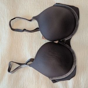 Victoria Secret bra, 34D